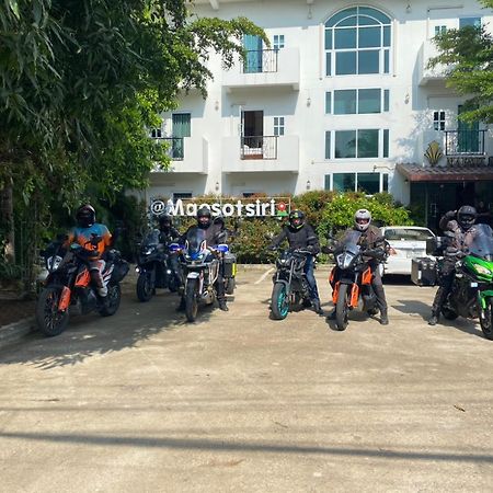 Maesot Siri Mae Sot Exterior foto